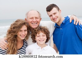 sorrir feliz, família praia, férias