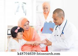 Medical doctor and patient. Medical doctor and patient.