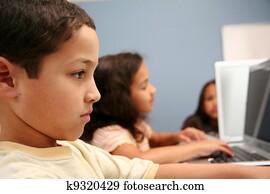 gyerekek, -ban, izbogis