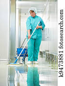 mulher, limpeza, hospitalar, corredor