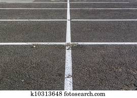 ライン ために 駐車 Lotzs 引かれる 上に アスファルト イラスト K Fotosearch