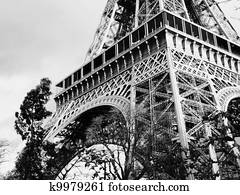 eiffel tower in paris eiffel tower in paris