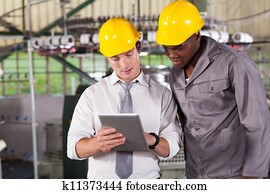 gerente, e, trabalhador, olhar, tabuleta, computador