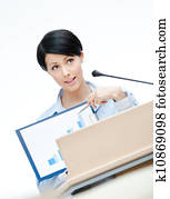 hübsche frau, exec, an, dass, podium