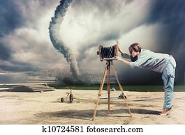 photographer and tornado photographer and tornado