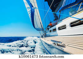Sailing Sailing