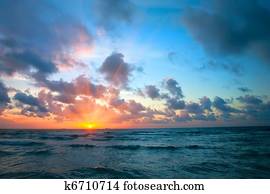 Sunrise over ocean Sunrise over ocean