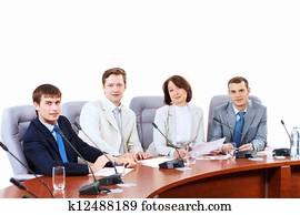 vier, businesspeople, an, versammlung