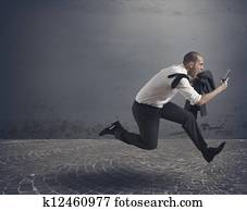 מדגיש, בעבודה