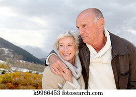 肖像画, の, 幸せ, 年長の カップル, ∥において∥, ∥, 山