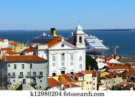 alfama, lisboa, portugal alfama, lisboa, portugal