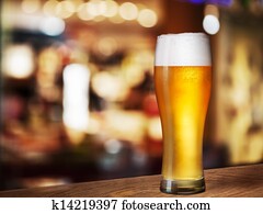 cerveja fria, vidro, ligado, barzinhos, ou, bar, escrivaninha