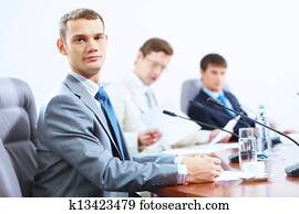 drei, businesspeople, an, versammlung