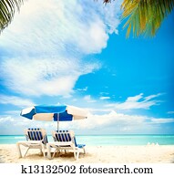 férias, e, turismo, concept., Sunbeds, ligado, a, paraisos, praia