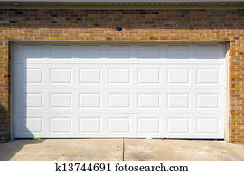 Garage Bilder | 1000+ Garage Stock Fotos | Fotosearch