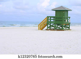 Lifeguard Hut Green