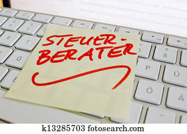 note on computer keyboard: accountants