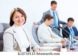 vier, businesspeople, an, versammlung