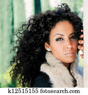 Young black woman, model of fashion Young black woman, model of fashion