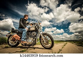 אופנוען, על הדרך