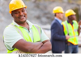 אפריקני, שלי, עובד