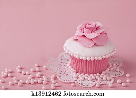 כאפכאק, עם, פרחים ורודים