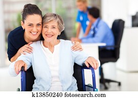 بالغ, الابنة, صديقة مرافقة, أكبر سنا, أم, الزيارة, حامل دكتوراه