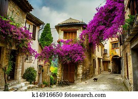 art beautiful old town of Provence