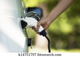 מכונית חשמלית