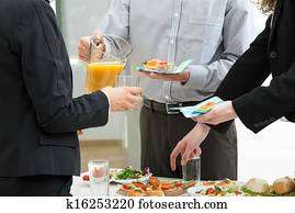 Manager's party in office