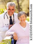 medizinischer doktor, und, älter, patient