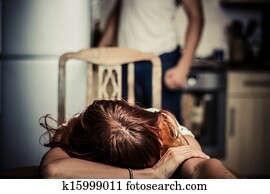 mujer joven, es, víctima, de, abuso doméstico