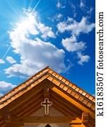 telhado, de, igreja madeira, com, crucifixos telhado, de, igreja madeira, com, crucifixos