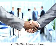 empresarios, sacudarir las manos