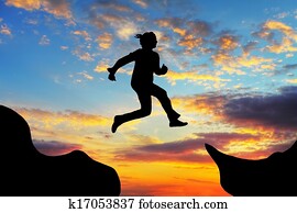 mulher, salto, sobre, desfiladeiro