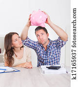 pärchen, erwarten, geld, von, piggybank