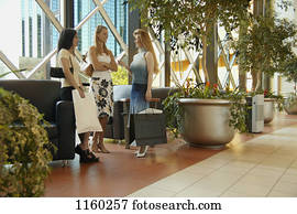 grupo mulheres, shopping