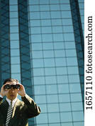 homem negócios, olha, em, futuro