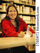 estudante, em, a, biblioteca