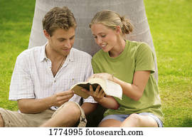 Couple reading