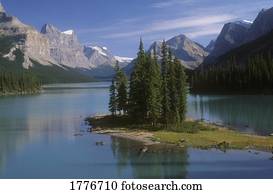 Maligne Lake, Jasper National Park