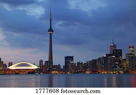skyline toronto, em, anoitecer