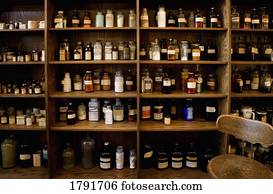 fashioned velho, farmácia