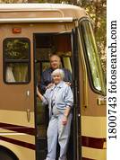 par ancião, em, casa motor