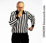 árbitro, soprando, um, apito