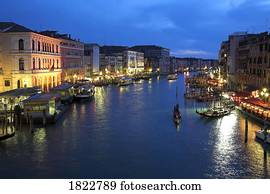 canal grandioso, à noite, de, a, ponte rialto