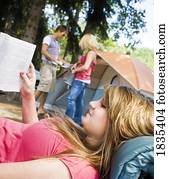 desfrutando, acampamento