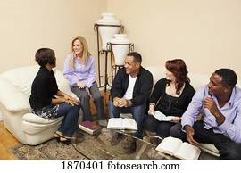 um, grupo adultos, em, um, lar, estudo bíblia