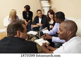 un, grupo de adultos, en, un, hogar, estudio de biblia