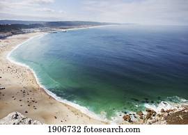 vista aérea, de, um, beach;, nazare, portugal vista aérea, de, um, beach;, nazare, portugal